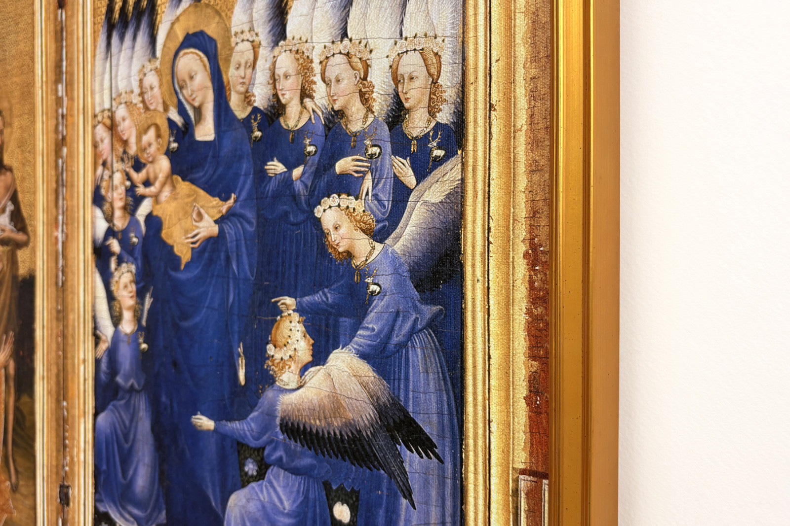 Richard II présenté à la Vierge et l'Enfant par son saint patron Jean-Baptiste et les saints Édouard et Edmond, vers 1395-99 - Master of the Wilton Diptych