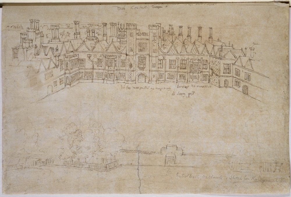 Cour Intérieure et Mur Extérieur d