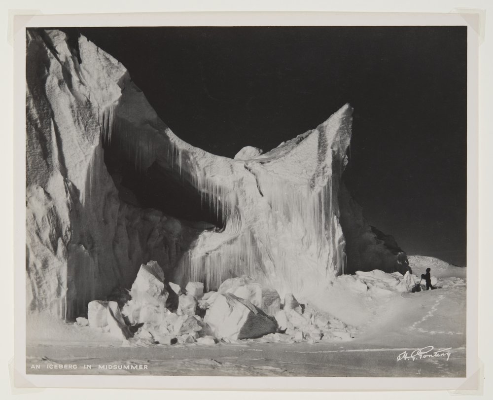 Un iceberg en plein été - Herbert Ponting