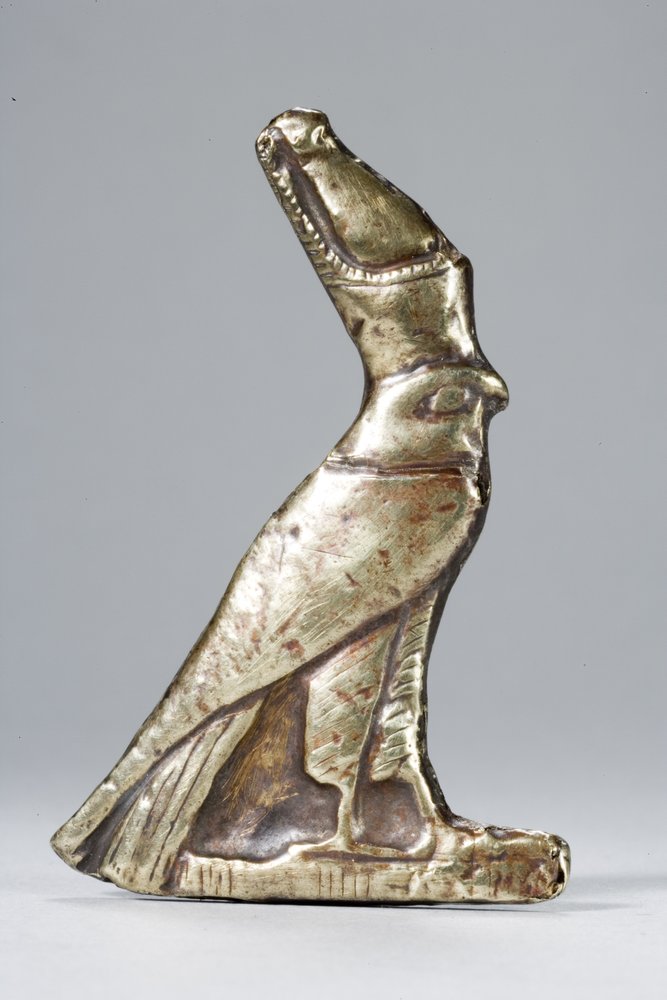 Amulette en forme de faucon (électrum) - Middle Kingdom Egyptian
