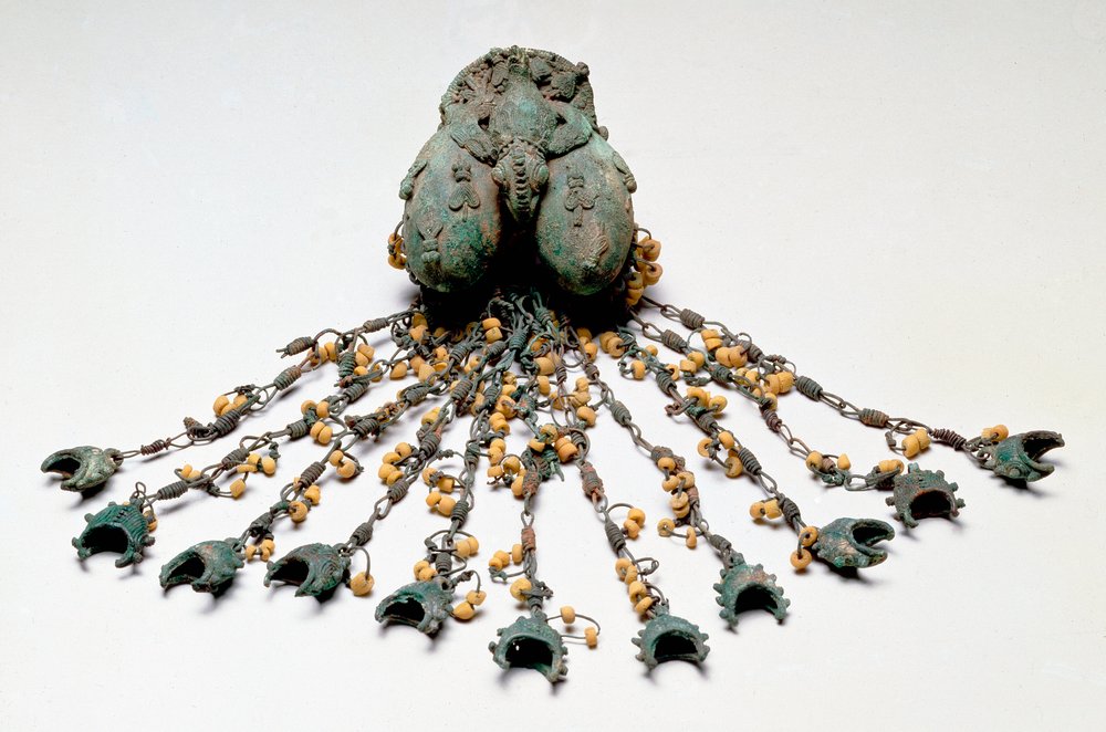 Pendentif double œuf, Igbo-Ukwu, 9e - 10e siècle - Nigerian