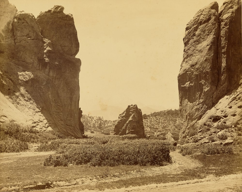 Entrée du Jardin des Dieux et Pikes Peak - William Henry Jackson