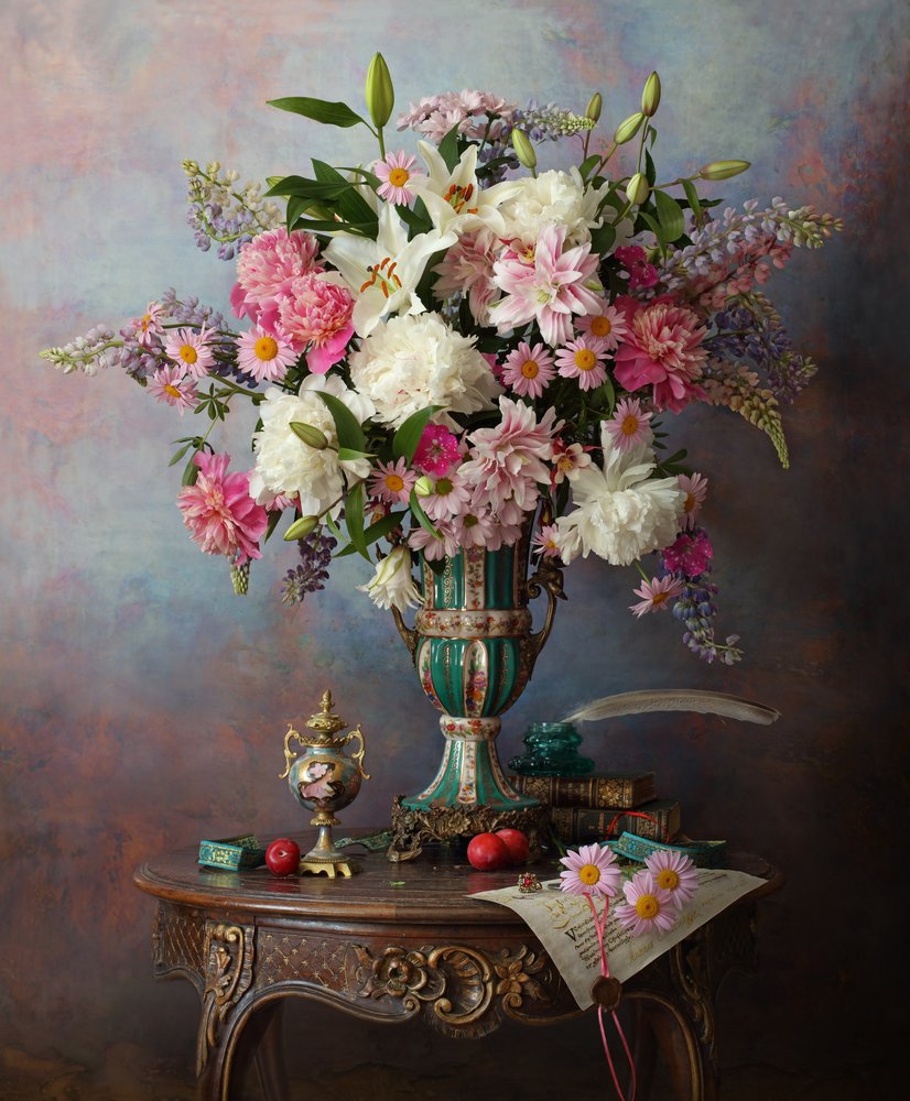 Nature morte florale somptueuse - Andrey Morozov