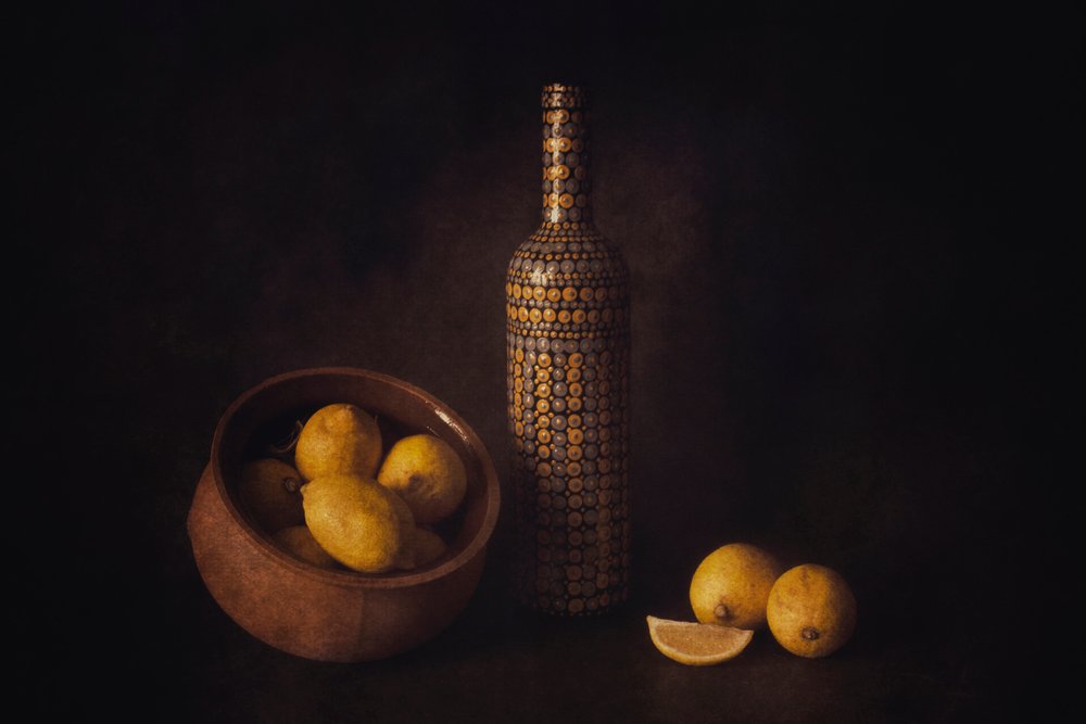 Nature morte dramatique aux agrumes - Cicek Kiral