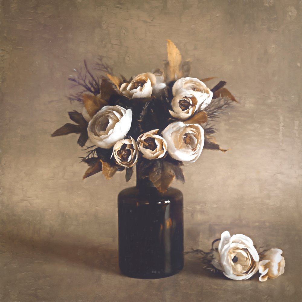 Composition florale aux tons discrets - Cicek Kiral