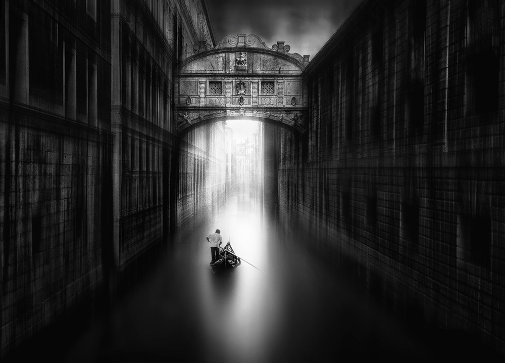 Lumière sur les canaux de Venise - Fran Osuna