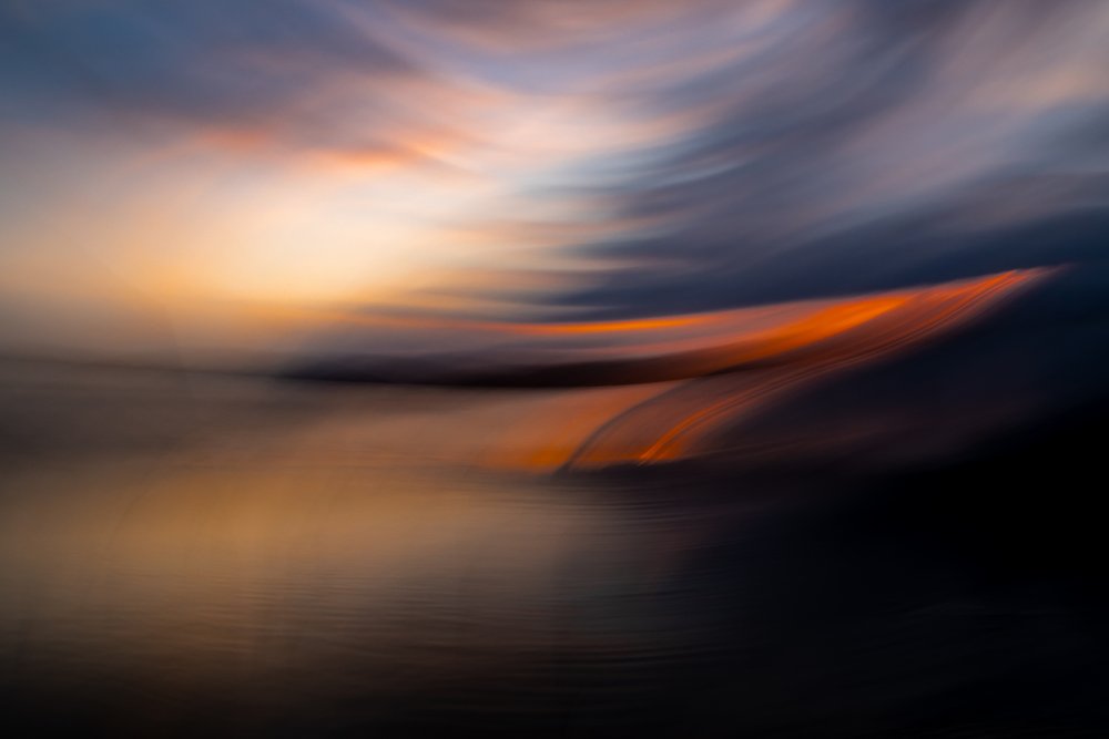 Coucher de soleil éclatant avec effet de flou de mouvement - Franco Tessarolo
