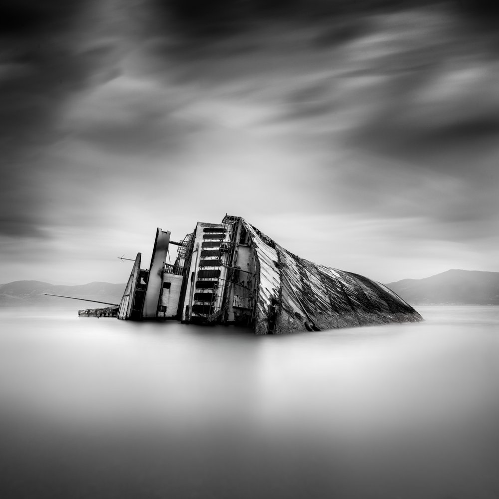 Épave en pose longue - George Digalakis