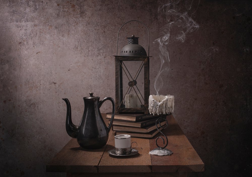 Café et lueur des bougies - Margareth Perfoncio