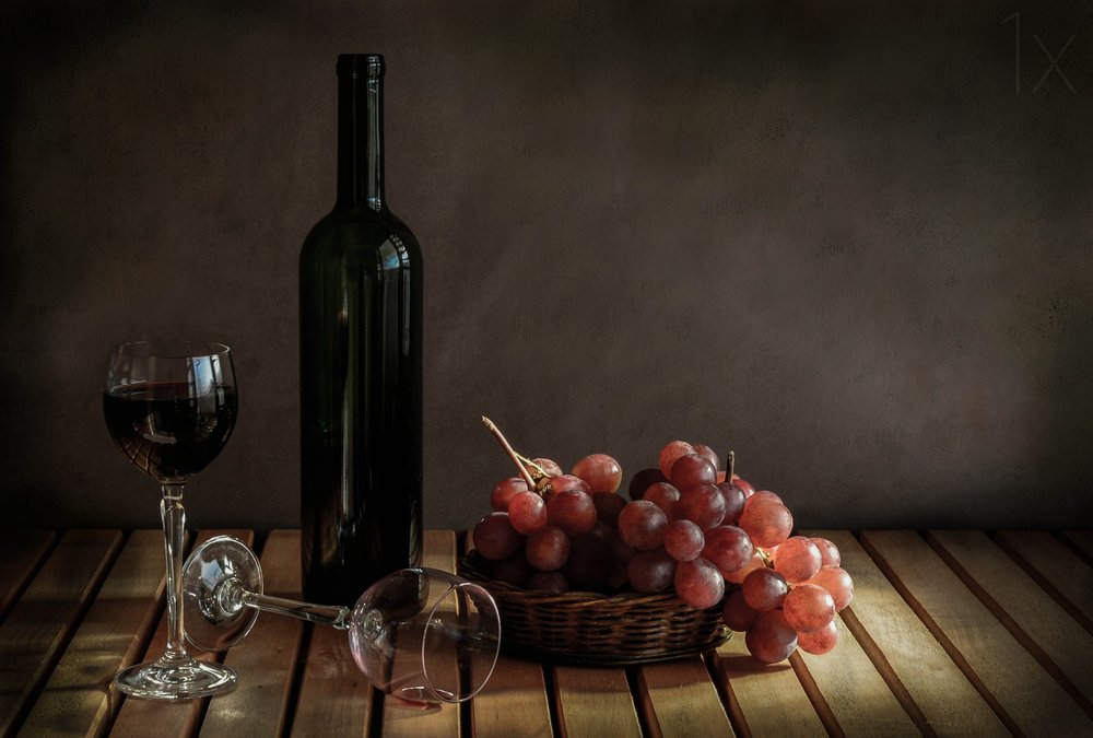 Vin et raisins rustiques - Margareth Perfoncio