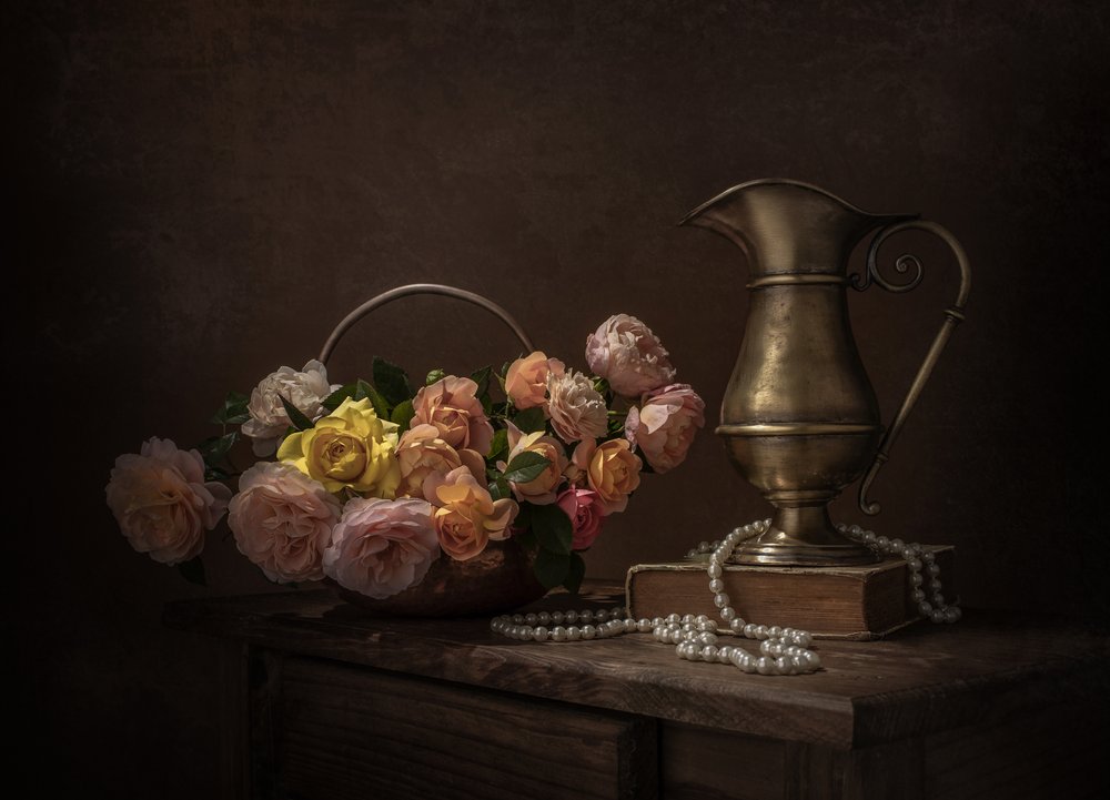 Nature morte aux roses anciennes - Margareth Perfoncio