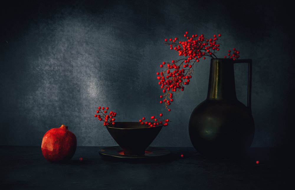 Nature morte rouge foncé - May G