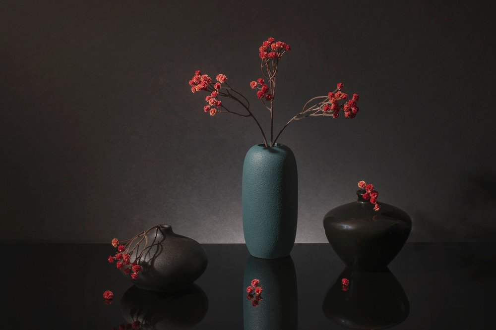 Nature morte élégante aux baies rouges - Ming Chen