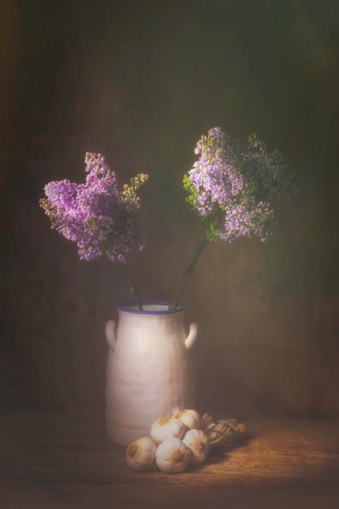 Nature morte aux lilas et à l