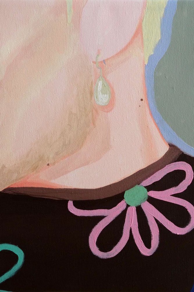 Femme blonde et fleur rose - Sophia Novosel