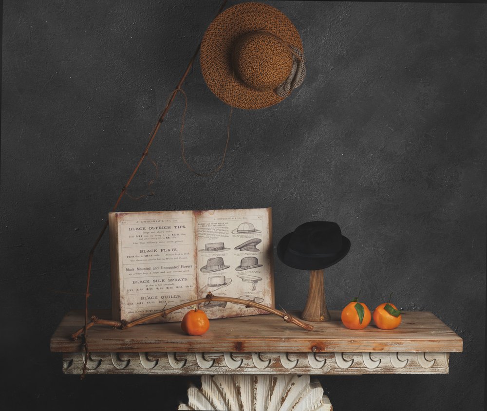 Nature morte avec un chapeau vintage - chenyi wang