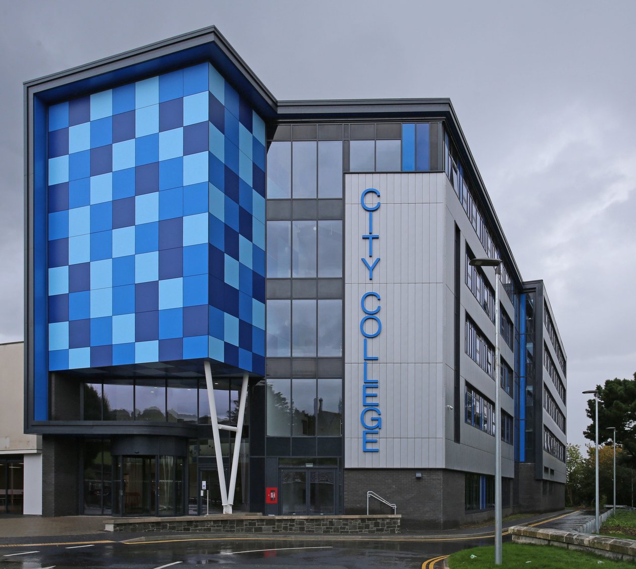 Centre STEM du Plymouth City College depuis Kings Road - Unbekannt Unbekannt