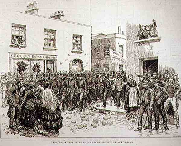 Les émeutes à Belfast : La police entrant dans le quartier orange, Shankhill Road, de The Illustrated London News, 19 juin 1886 - English School