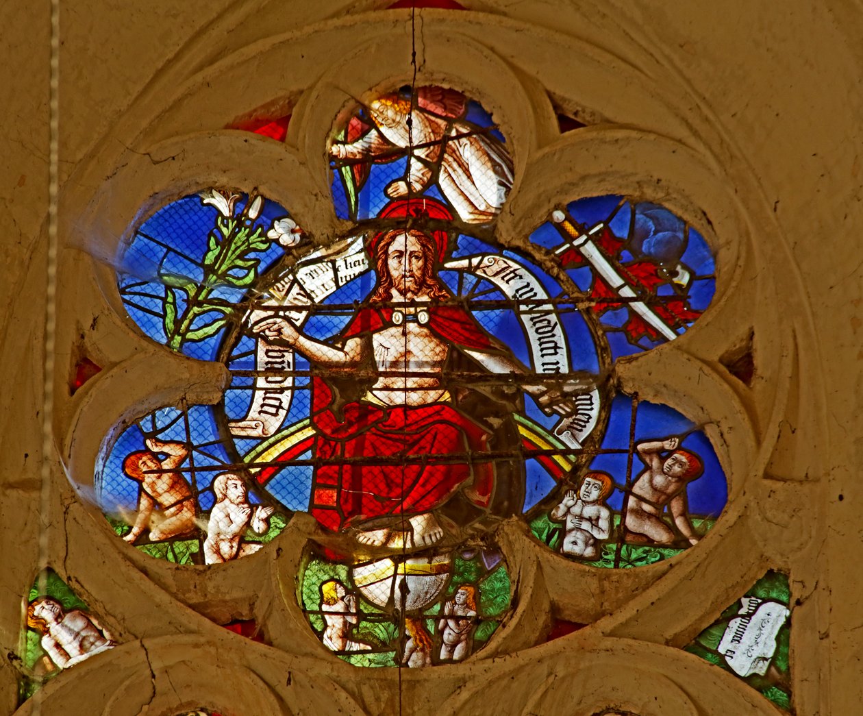 Vitrail représentant le Christ du Jugement Dernier - French School