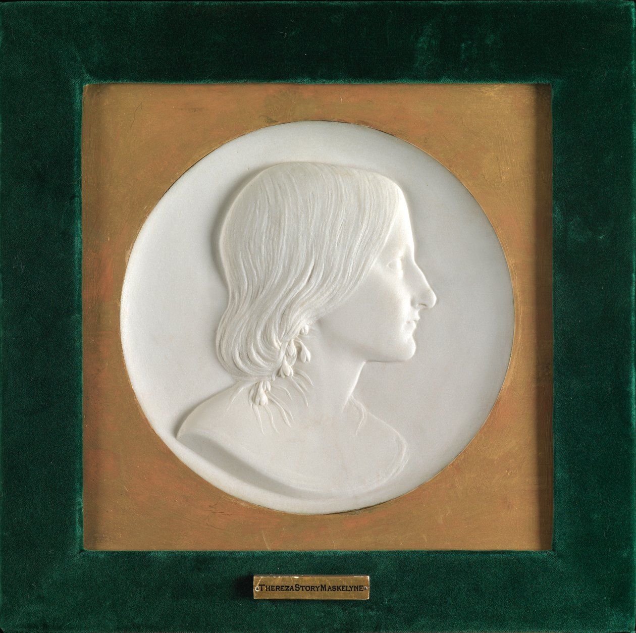 Thereza Mary Llewelyn - Alexander Munro
