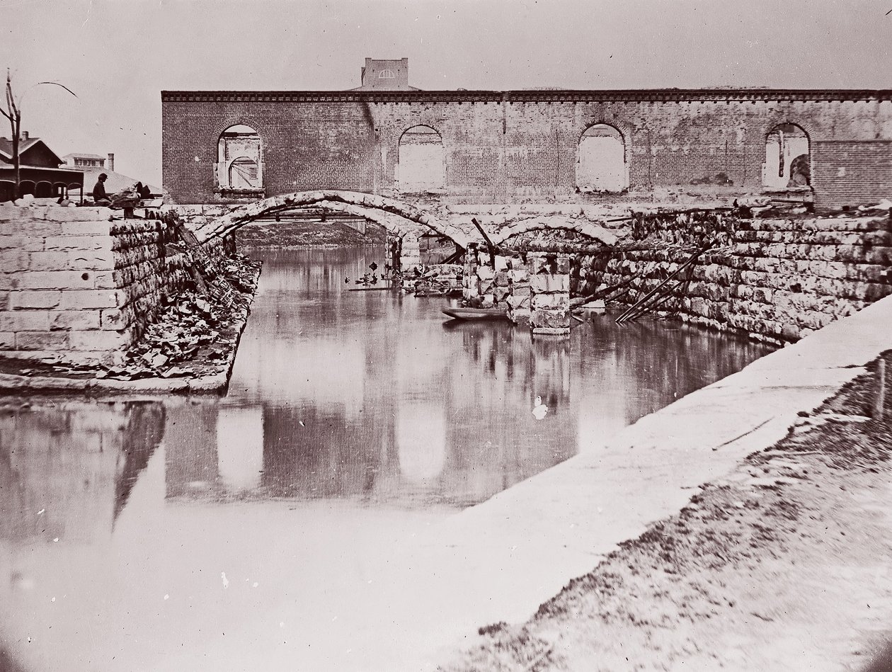 Ruines près du bassin du canal, Richmond, 1865 - Alexander Gardner