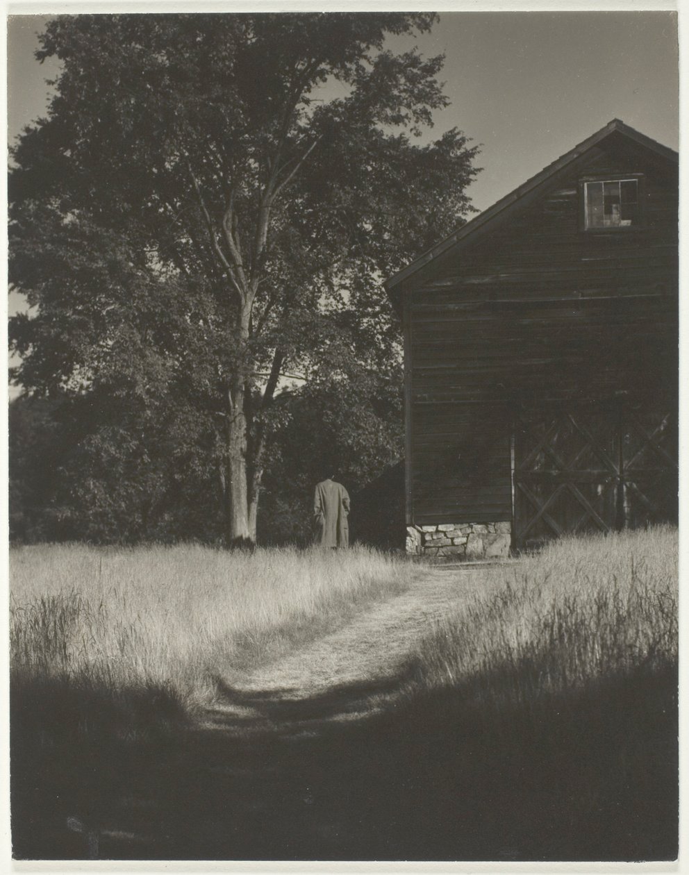 Grange, Lake George - Alfred Stieglitz