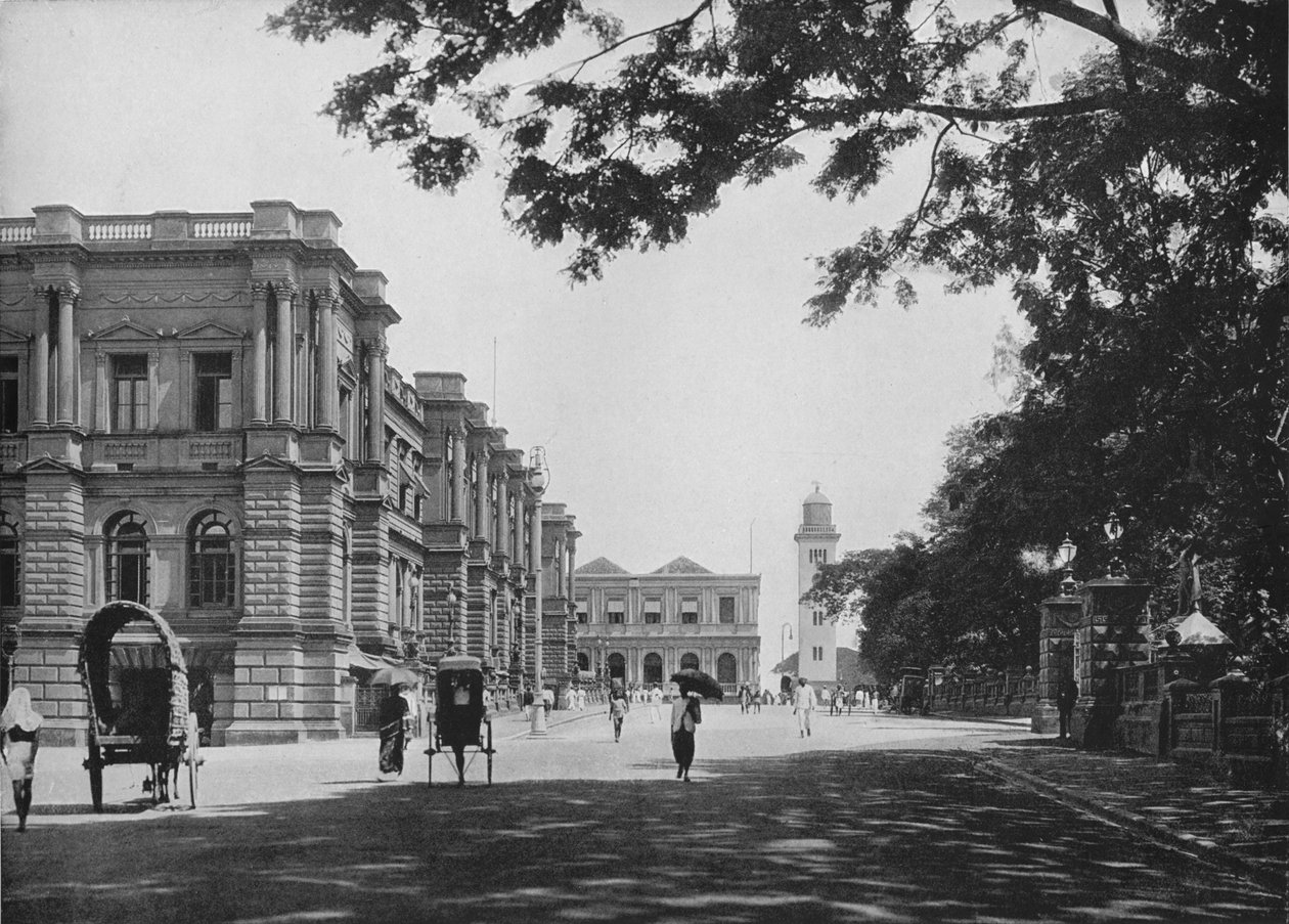 Bureau de poste général avec entrée à Queens House et tour de l
