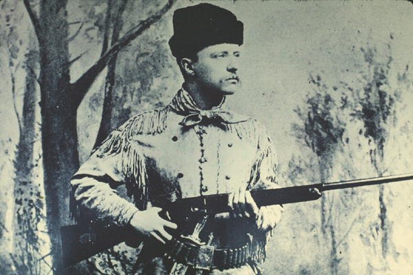 Theodore Roosevelt en tenue de chasse, vers 1885 (photo n/b) - American Photographer