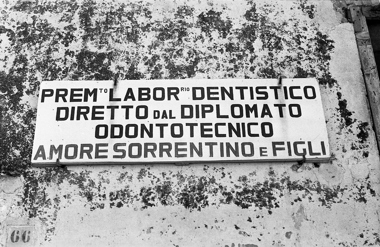 CROTONE, LABORATOIRE DENTAIRE, - Ando Gilardi