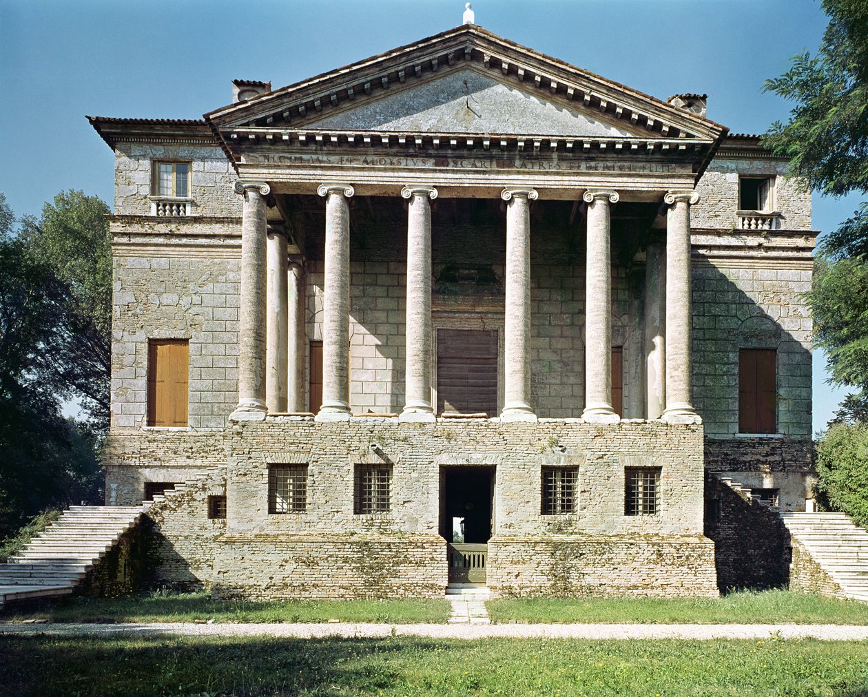 Vue de la façade principale, construite en 1559-60 - Andrea Palladio