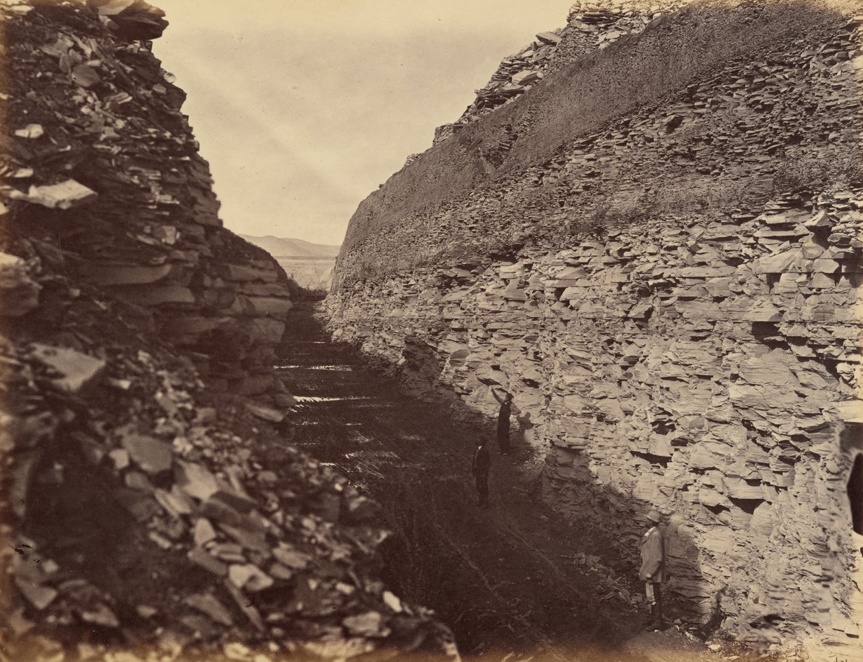 Planche 22. Coupe de Burning Rock, 1869 (photo) - Andrew Joseph Russell