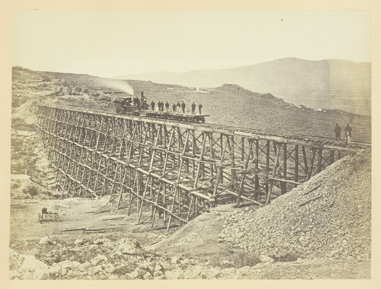Travail de tréteaux, Promontroy Point, vallée du lac Salé - Andrew Joseph Russell
