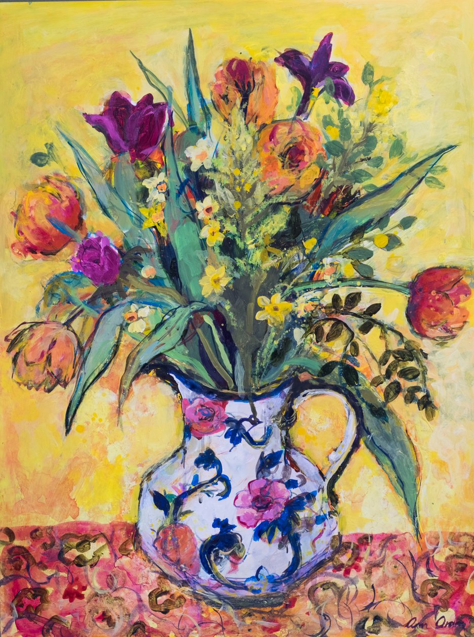 Pichet de fleurs de printemps sur un fond jaune - Ann Oram