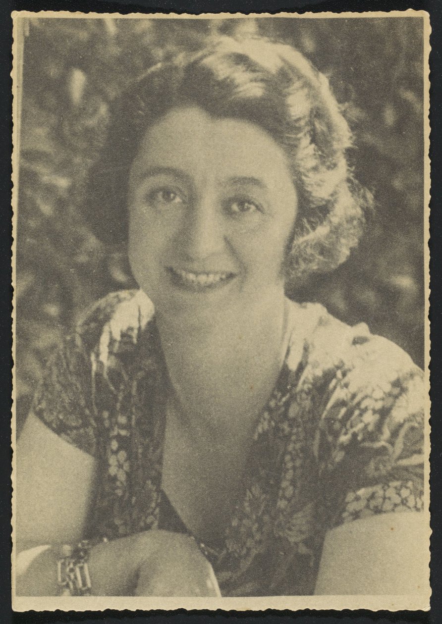 Portrait de Denise Vande Velde-Borgeaud, propriétaire d