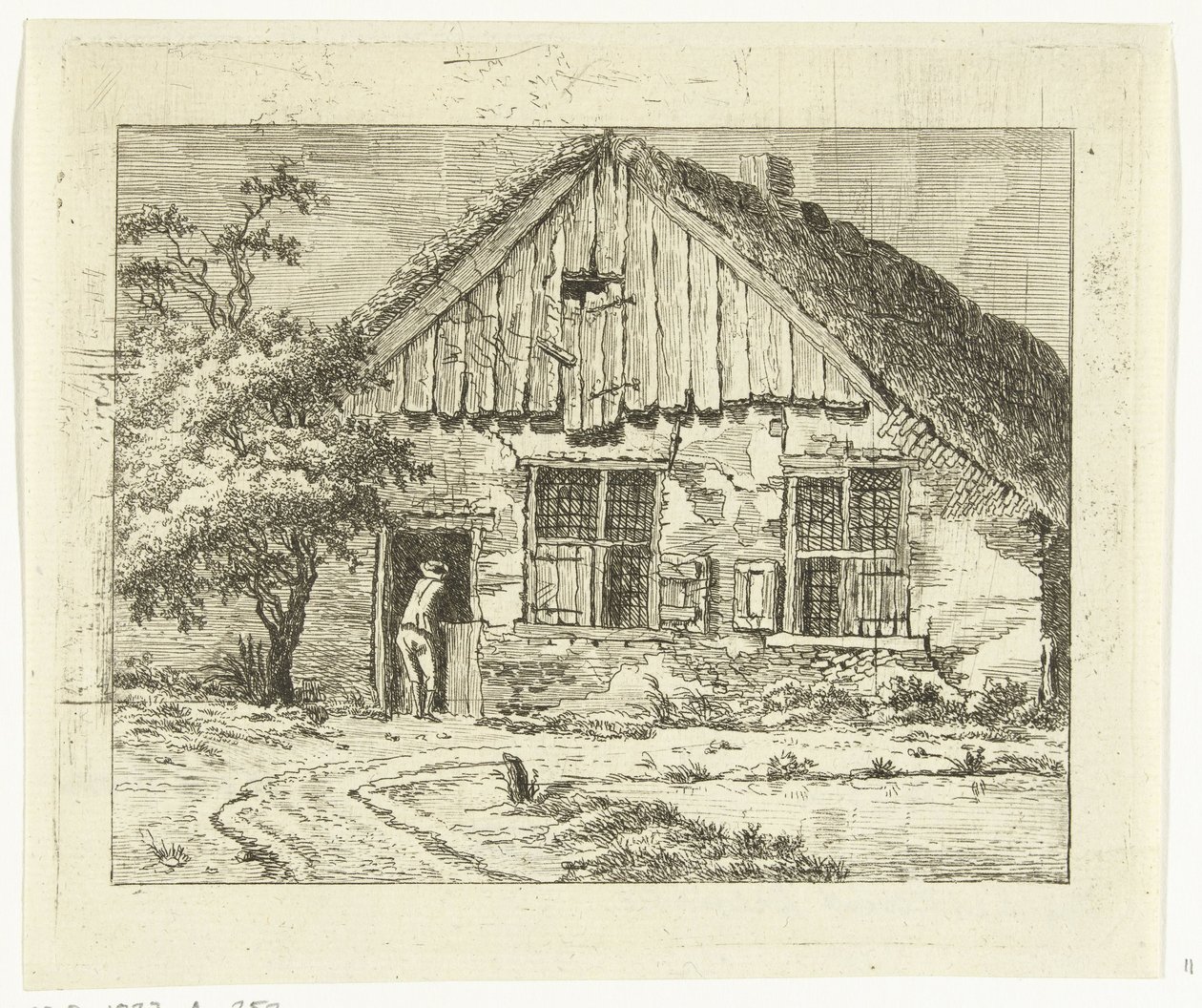 Homme appuyé sur la porte inférieure d