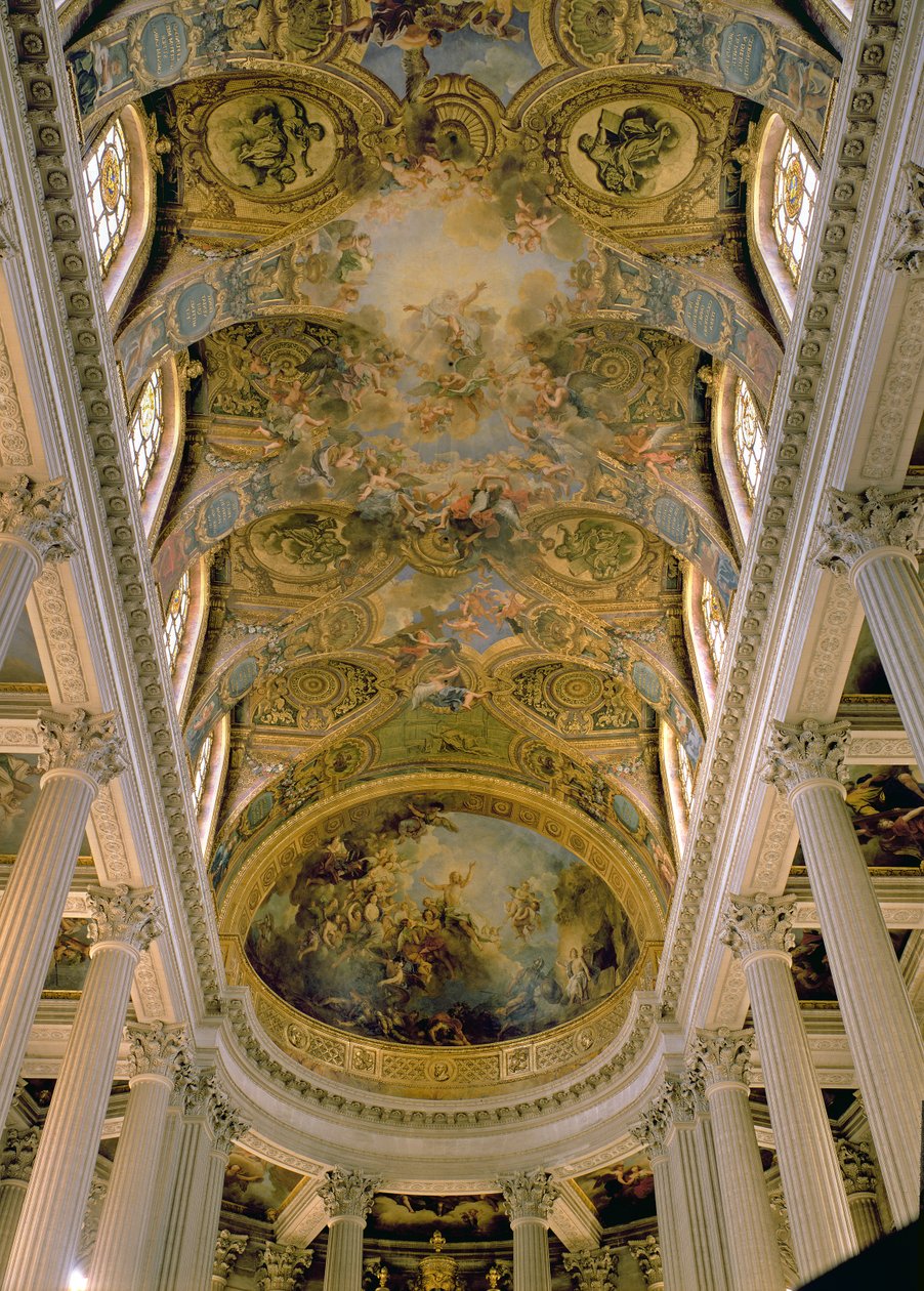 Vue de la Galerie du Roi et plafond voûté représentant Dieu parmi les anges, et La Résurrection du Christ (voûte de l