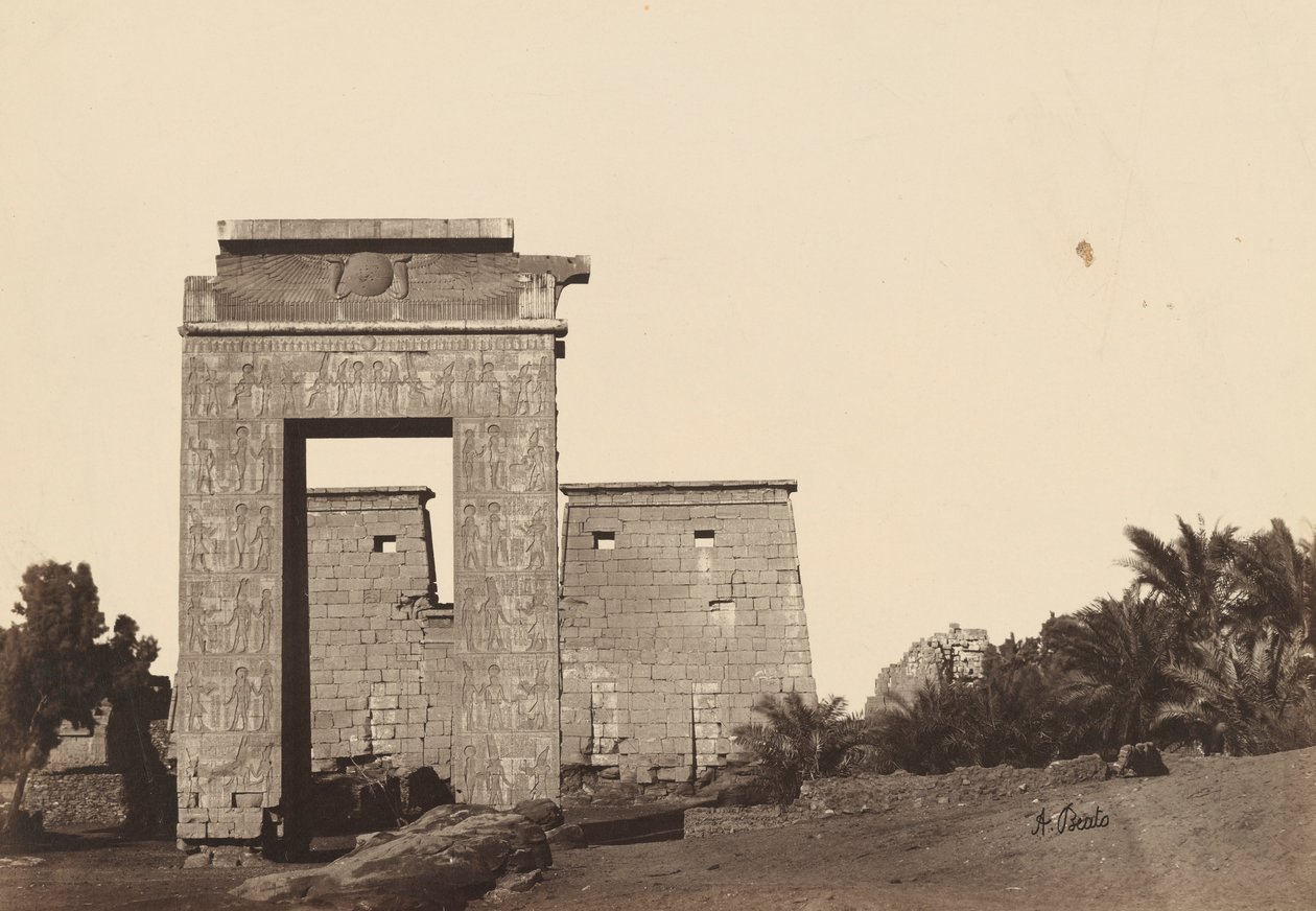Karnak : Porte de Khonsu - Antonio Beato