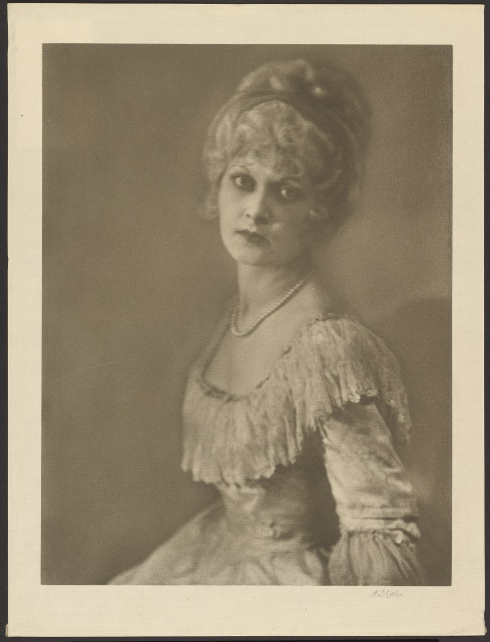 Une dame à l