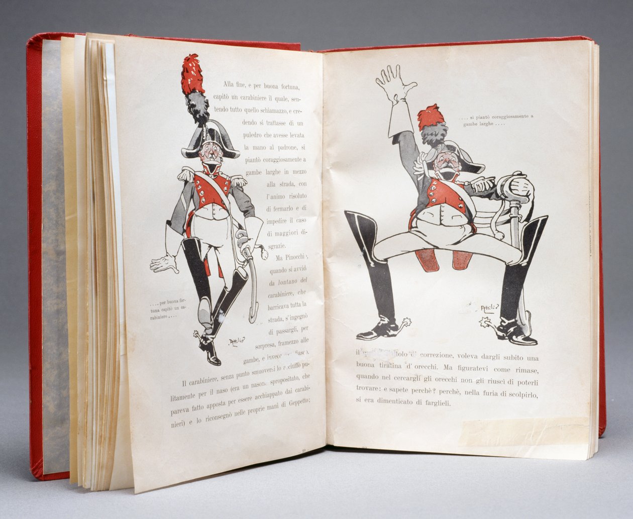 Policiers en uniforme tiré des Aventures de Pinocchio de Carlo Collodi, Italie - Attilio Mussino