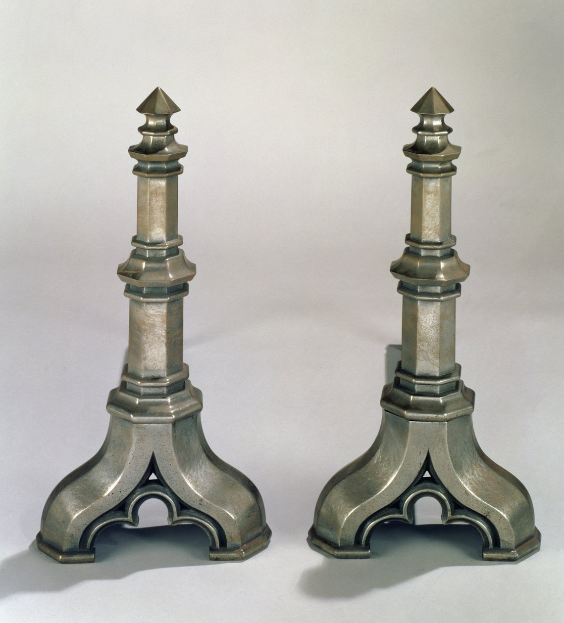 Paire de chenets de style gothique, vers 1836 - Augustus Welby Northmore Pugin