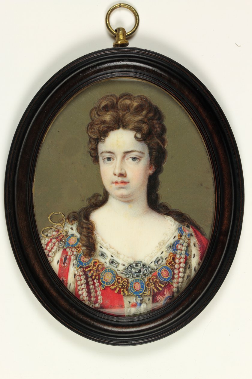 Reine Anne - Bernard III Lens