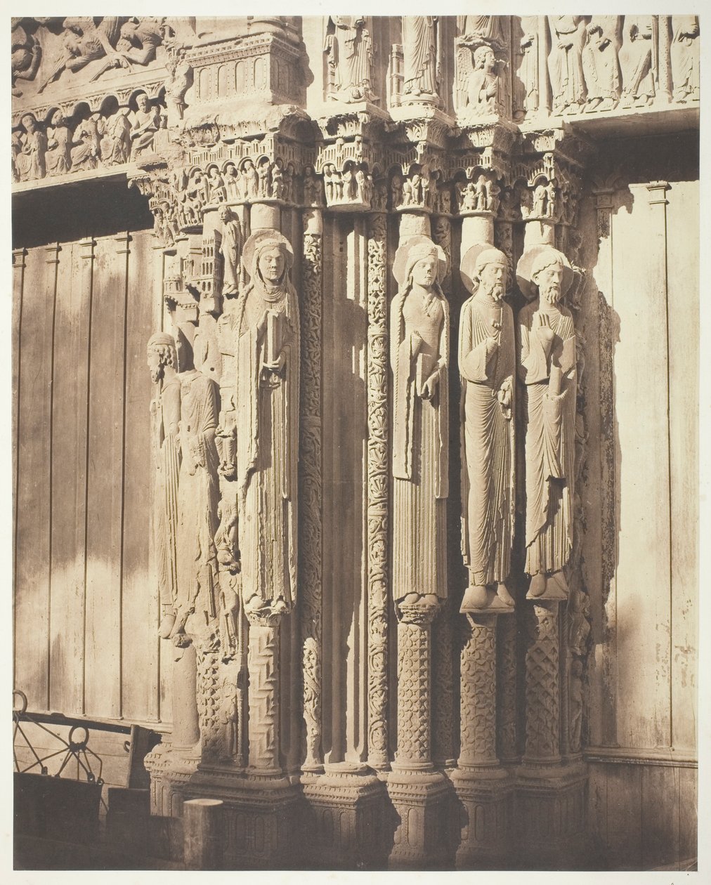 Cathédrale de Chartres, façade ouest ; portail royal, baie centrale - Bisson Frères