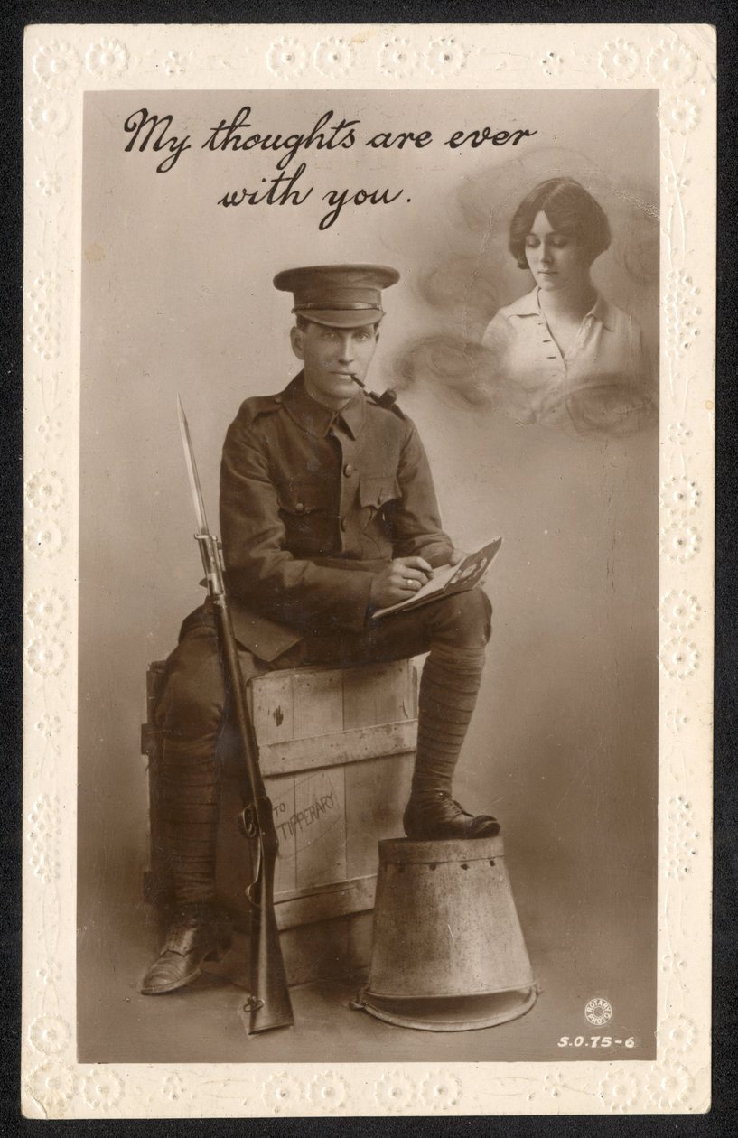 Royaume-Uni : Une carte postale sentimentale produite par la Cairo Postcard Trust, Le Caire, Égypte, pendant la Première Guerre mondiale - British Photographer
