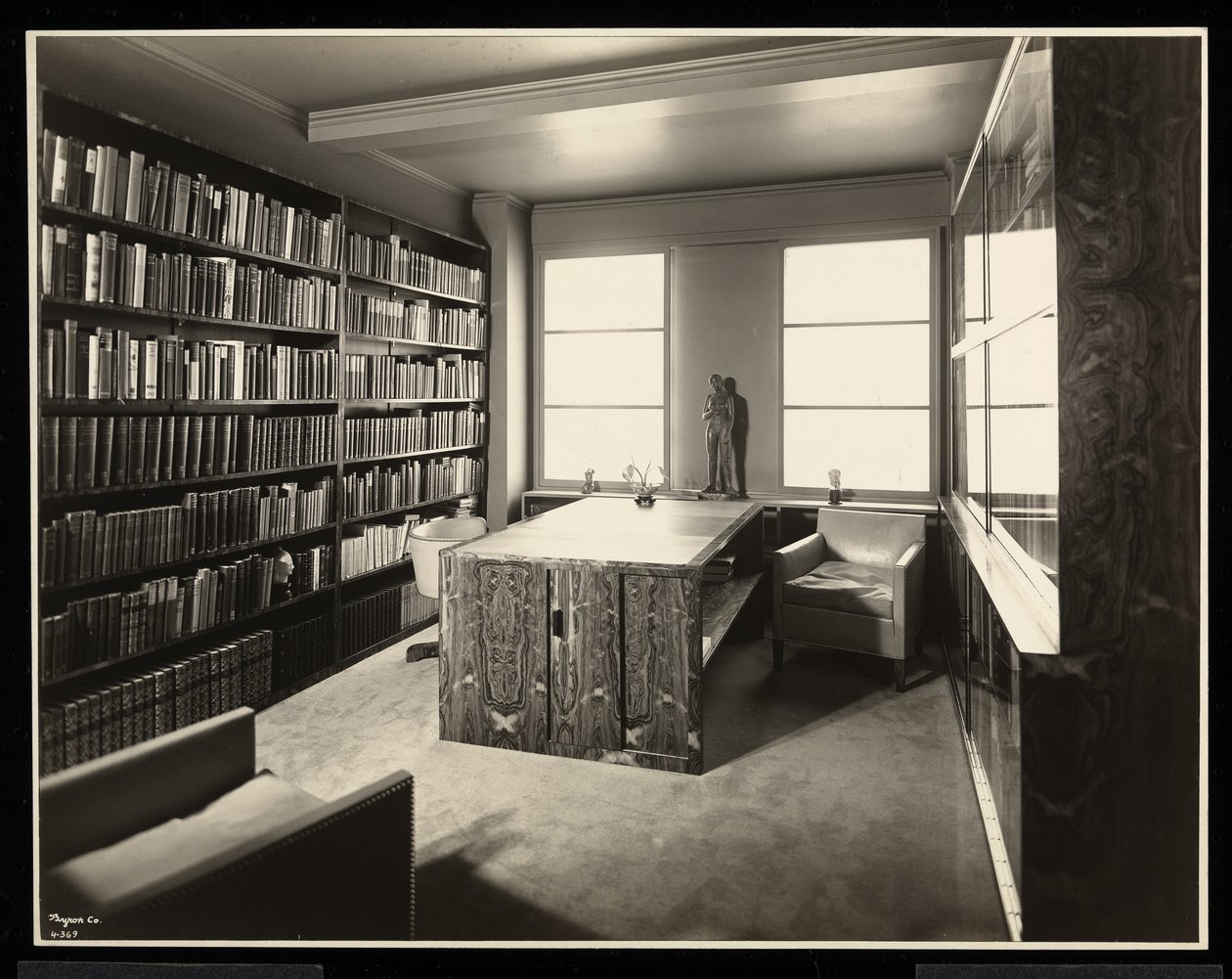 La bibliothèque dans la maison de M. John A. Dunbar, 50 East 77th Street, New York, 1931 - Byron Company