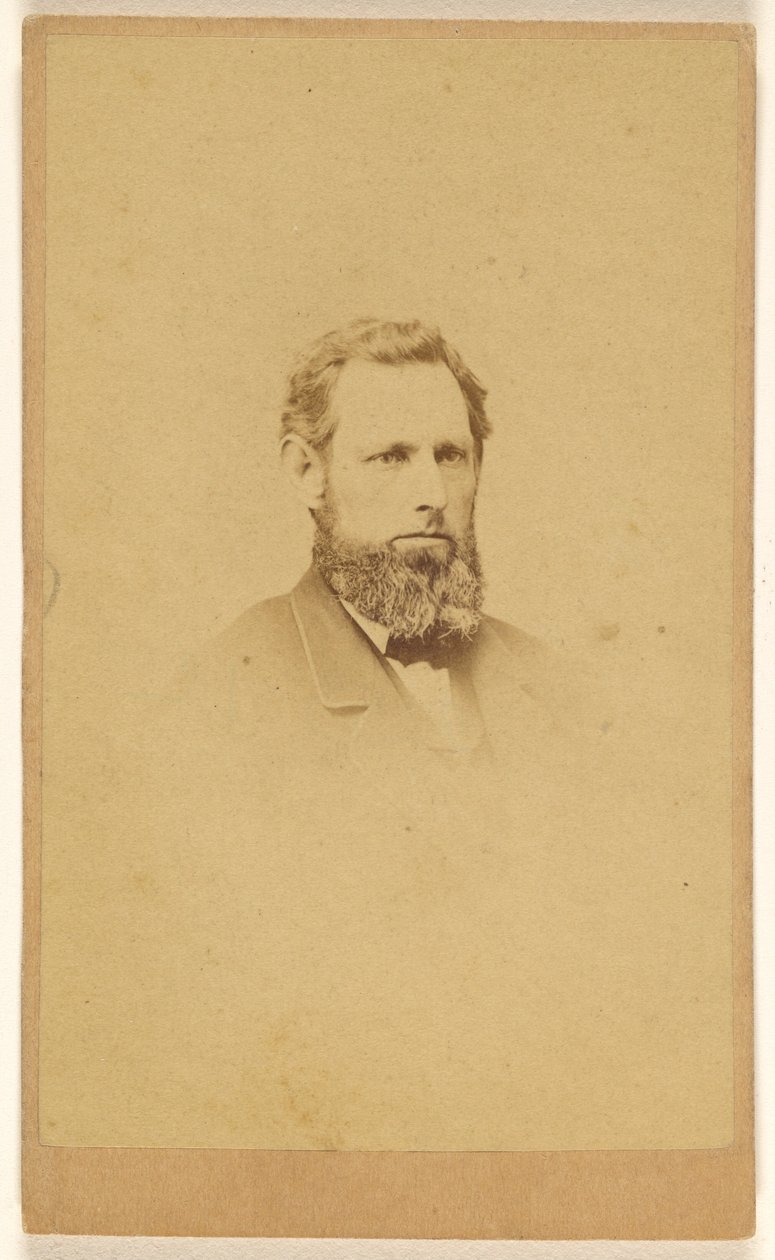 [Homme barbu non identifié, imprimé en vignette] - C.E. Edwards