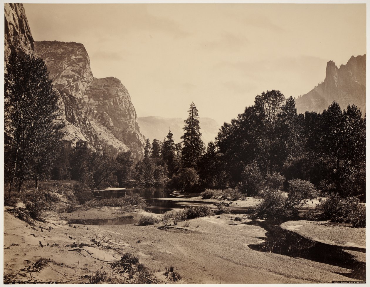 Vallée de Yosemite depuis le pied d