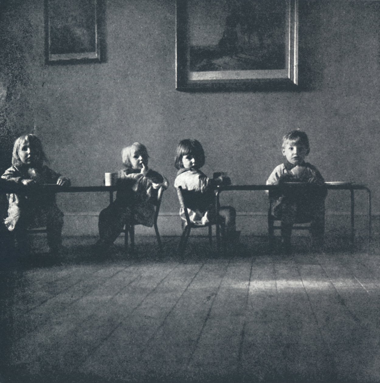 Intérieur avec figures assises, 1941 - Cecil Beaton