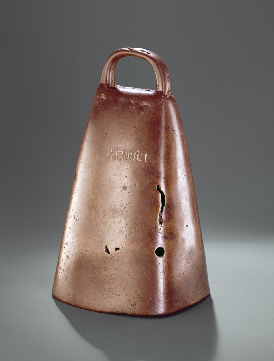 Cloche de Clogher, d