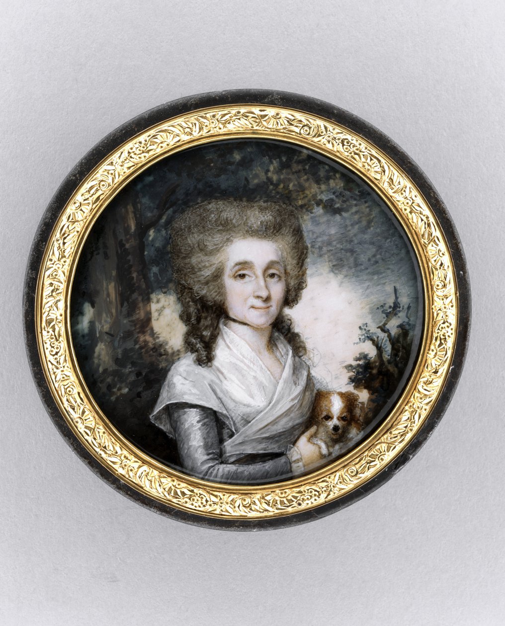 Boîte avec portrait d