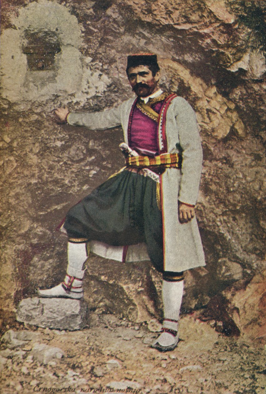 Un Monténégrin en costume de fête, vers 1913 - Charles J. S. Makin